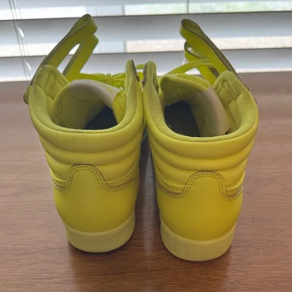 Reebok Women’s Sneakers - Bright Yellow - Picture 3 of 6